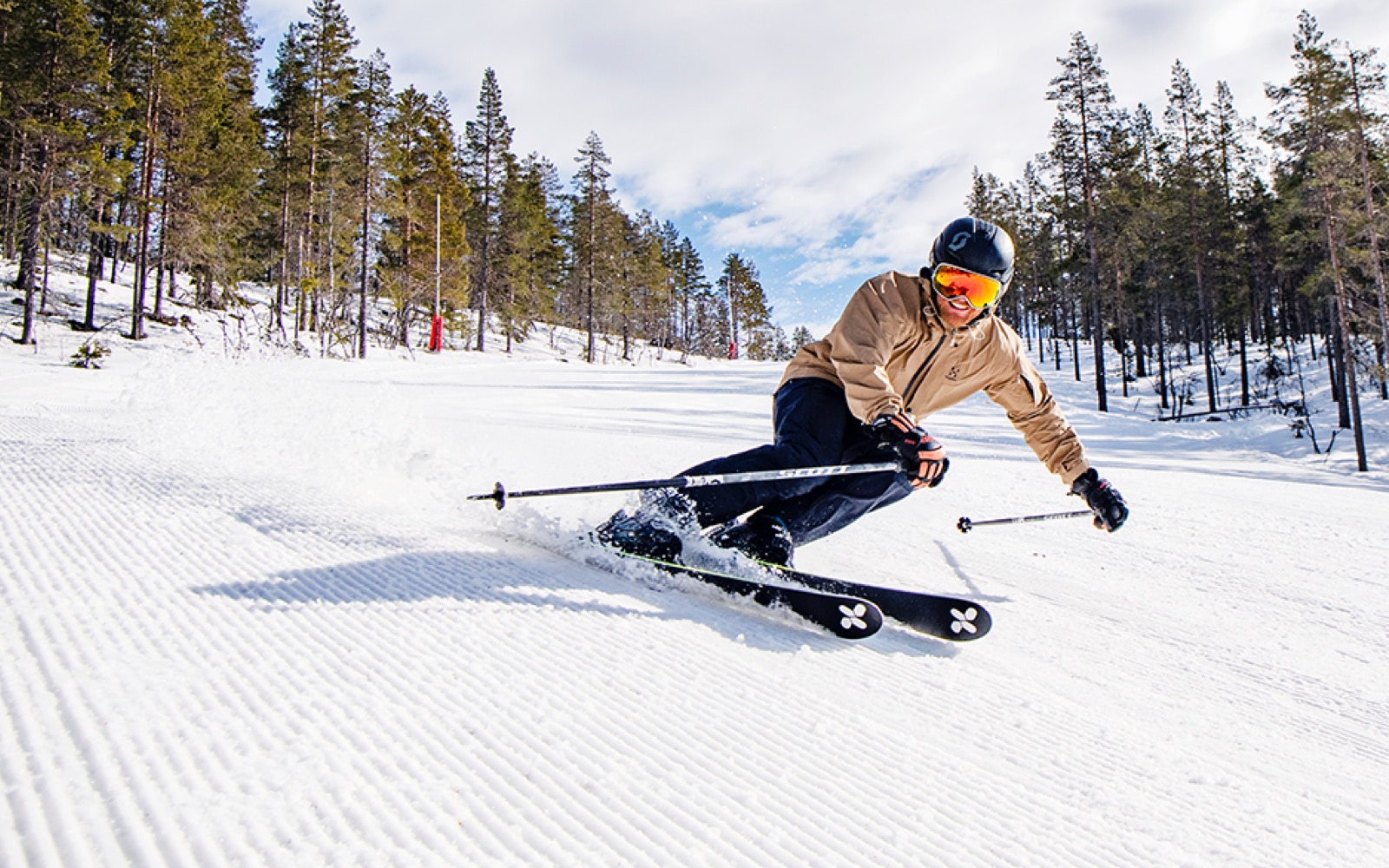 21Up146992.jpg.